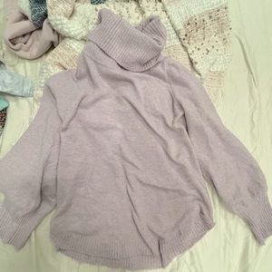 Lilac turtle neck